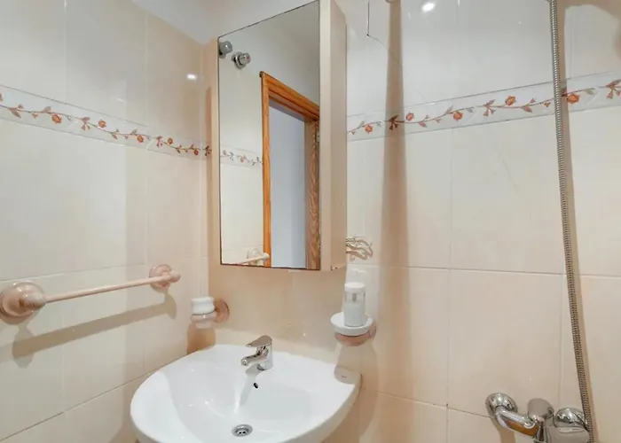 Spacious In Palmas De Gran Canaria - 85 M² With Wifi