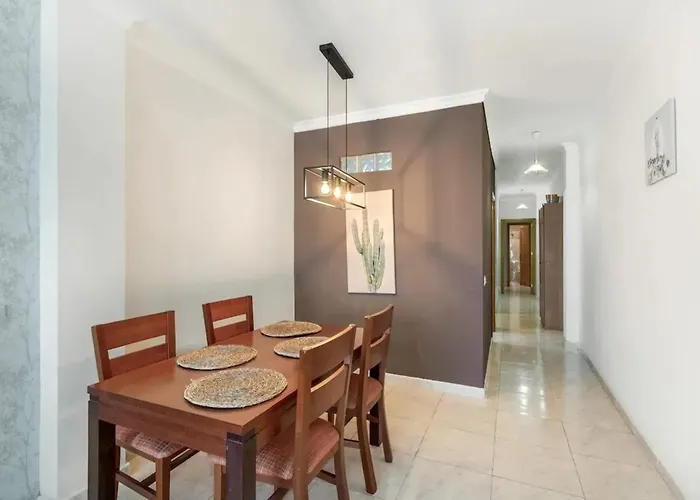 Spacious In Palmas De Gran Canaria - 85 M² With Wifi Las Palmas de Gran Canaria