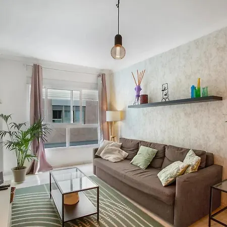 Апартаменты Spacious In Palmas De Gran Canaria - 85 M² With Wifi